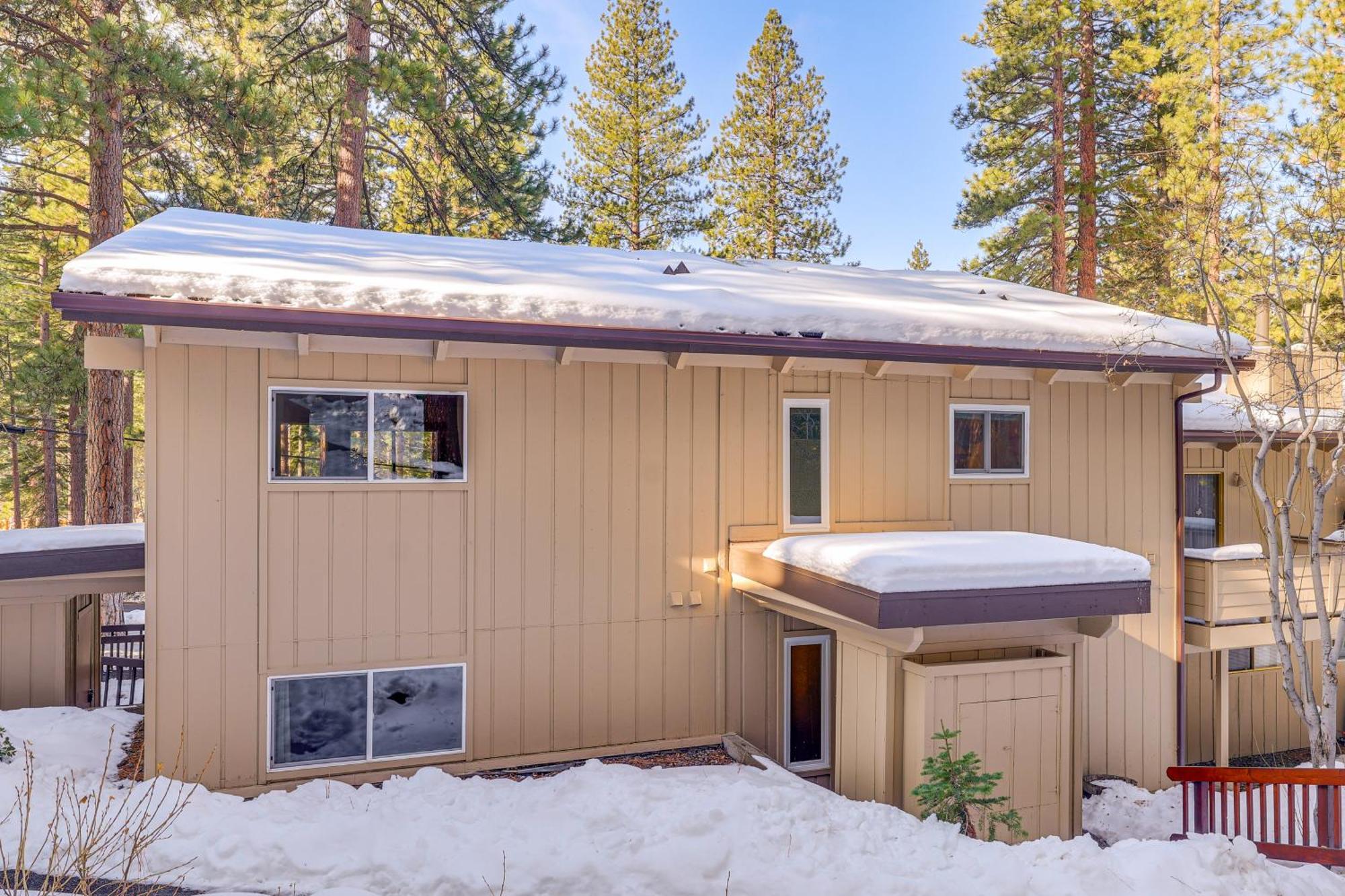 Incline Village Condo With Deck 1 Mi To Lake Tahoe Eksteriør billede