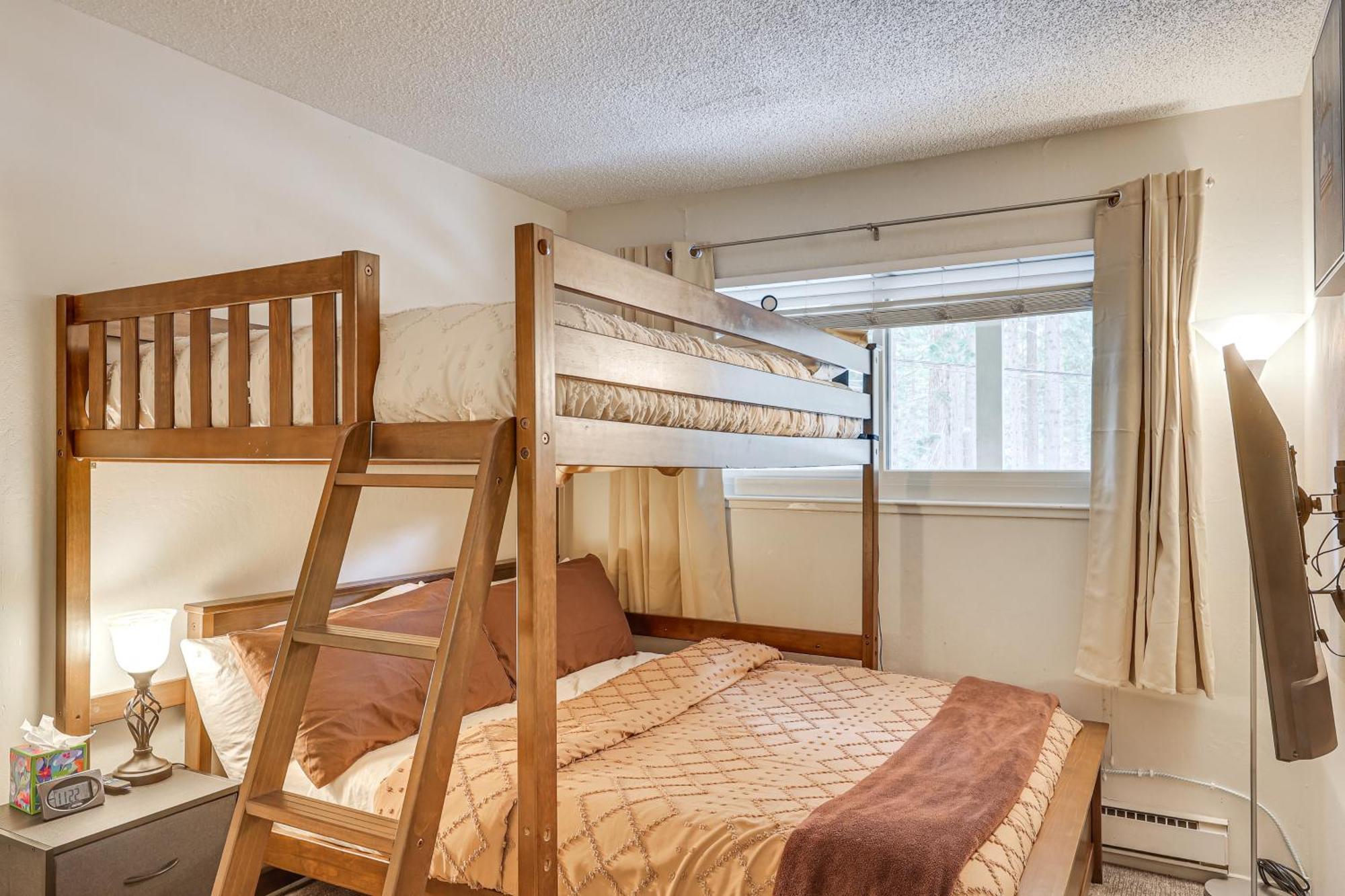 Incline Village Condo With Deck 1 Mi To Lake Tahoe Eksteriør billede